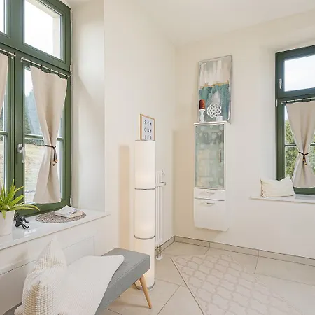 Ferienapartments Foersterei Eibenstock 아파트 *