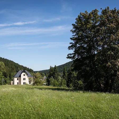 Ferienapartments Foersterei Eibenstock 아이벤슈토크