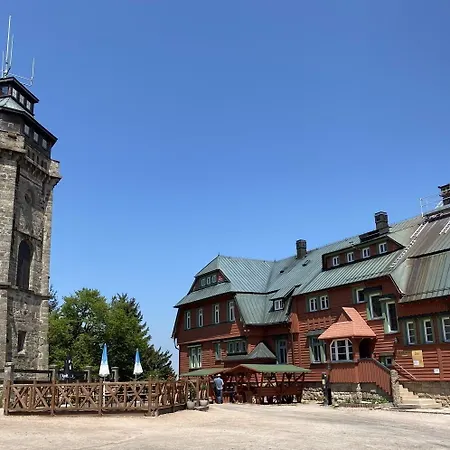 Ferienapartments Foersterei Eibenstock 아파트 *